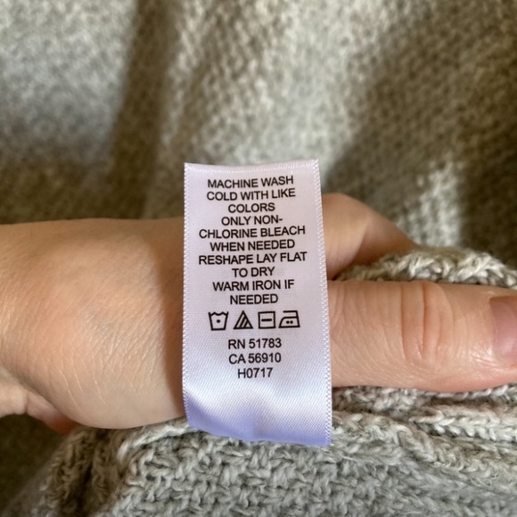 Maurices Gray Marbled Knit Waffle Knit Cowl Neck Long Sleeve Sweater - Picture 4 of 9